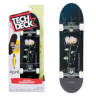 Tech Deck - Planche à main - Couleurs assorties - Lot de 4-DANS LES MOINDRES DÉTAILS : Avec leurs roues détaillées et leurs trucks moulés, vous pouvez effectue les tricks les plus cool comme vous le feriez sur un skateboard. Faites des figures avec uniquement les mains. Ne doit pas être utilisé comme un deck de skateboard classique.
