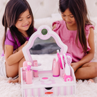 Melissa & Doug - Ensemble salon de beauté en bois (coiffeuse et accessoires, 18 pièces, 39x 30 x 15 cm (H x l x L), excellent cadeau pour les filles et les garçons - jouet idéal pour les enfants de 3, 4, 5 ans et plus)-Un excellent cadeau pour les enfants d'âge préscolaire âgés de 3 à 6 ans, pour un jeu pratique et sans écran