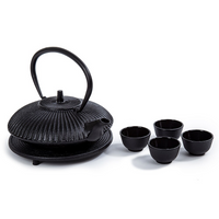 Luciano - Service à thé en fonte-Ensemble: livré dans un ensemble de quatre tasses à thé, une théière et un dessous de plat, parfait pour le thé de l'après-midi