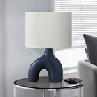 Monarch Specialties - Luminaire - 25 po H Lampe De Table - Céramique Bleue - Abat-Jour Ivoire / Crème - Contemporain - Moderne-Interrupteur rotatif pratique qui fonctionne avec une ampoule de 100 W (non incluse) pour éclairer instantanément un salon, un bureau ou une chambre à coucher