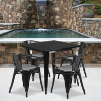Flash Furniture – Table carrée en métal 31,5 po et 4 chaises à accoudoirs, int/ext, noir (ET-CT002-4-70-BK-GG)-Acier galvanisé, métal, caoutchouc