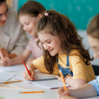 Dynamic Math - Dynamic Math -ématiques 4e année - Édition du Québec-Les élèves peuvent mettre en pratique leurs apprentissages grâce à des questions et exercices guidés