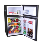 Frigidaire - Réfrigérateur Compact à 2 Portes 3,2 pi cu - Noir-Le cadran de contrôle de la température a 7 réglages - 1 est le plus chaud, 7 est le plus froid