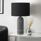 Monarch Specialties - Luminaire - 28 po H Lampe De Table - Résine Grise - Abat-Jour Noir - Contemporain - Moderne-Équipée d'un interrupteur à 3 voies pratique pour faire fonctionner une ampoule jusqu'à 100 W (ampoule à 3 voies non incluse), réglant sans effort la luminosité pour éclairer un coin confortable ou illuminer votre espace de travail