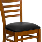 Chaise de restaurant en bois à traverses horizontales, fini cerisier, siège en vinyle noir, 2/bte (XUDGW5LADCHYBKV)-Siège rembourré en mousse épaisse de 2.5 pouces
